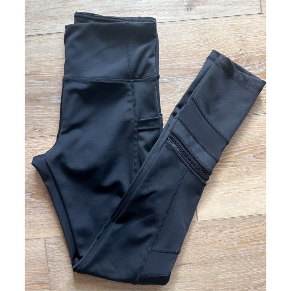 Women's Black O to S Leggings